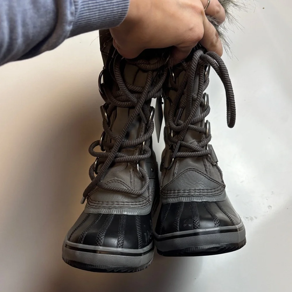 Sorel Womens Joan of Arctic‎ Waterproof Boots sz 5
